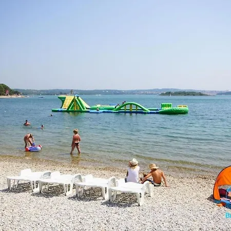 Villa Salvore - New Luxury House, Heated Pool, Near Beaches, Playroom - Istria Savudrija