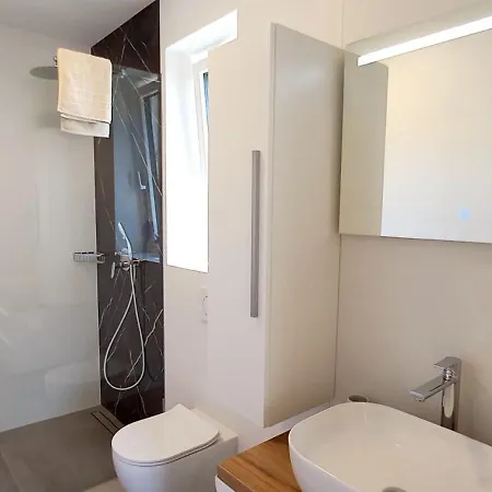 Salvore - New Luxury House, Heated Pool, Near Beaches, Playroom - Istria * Savudrija