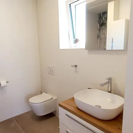 Salvore - New Luxury House, Heated Pool, Near Beaches, Playroom - Istria Villa *