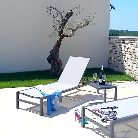 Salvore - New Luxury House, Heated Pool, Near Beaches, Playroom - Istria Savudrija